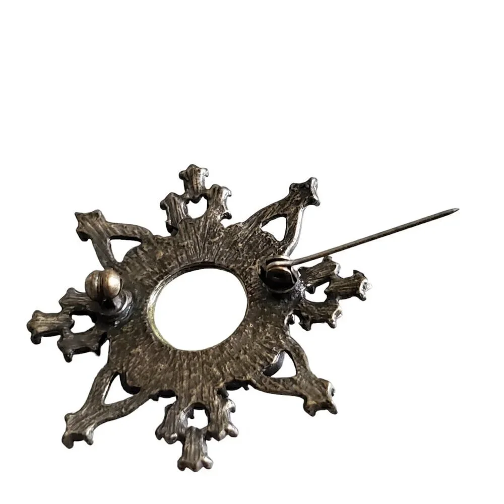 GREEN/ORANGE/GOLD BROOCH